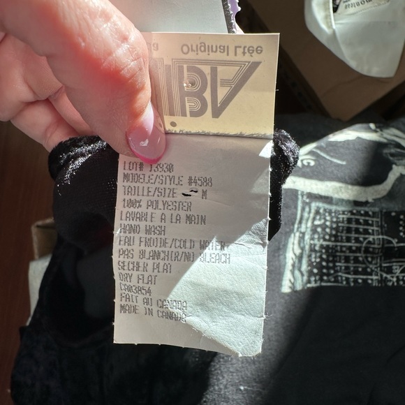 Velvet and sheer goth top with bell sleeves - Picture 6 of 6